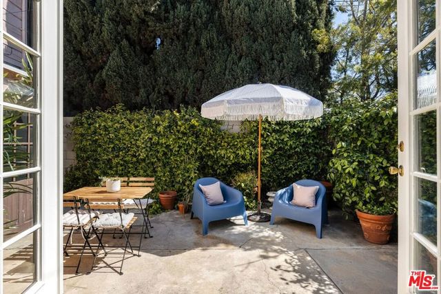 428 N Alta Vista Boulevard, Los Angeles, CA 90036