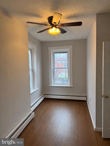 1081 S CLINTON AVE, Trenton, NJ 08611