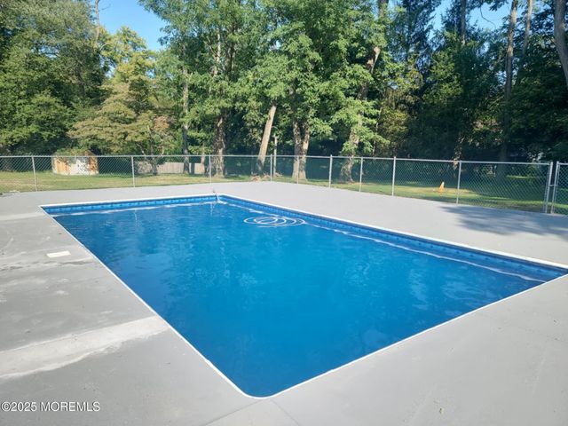 462 Route 79, Morganville, NJ 07751