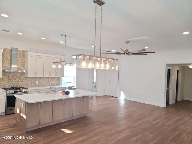 462 Route 79, Morganville, NJ 07751