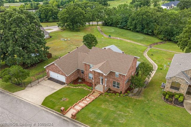 3829 Tpc Drive, Alma, AR 72921