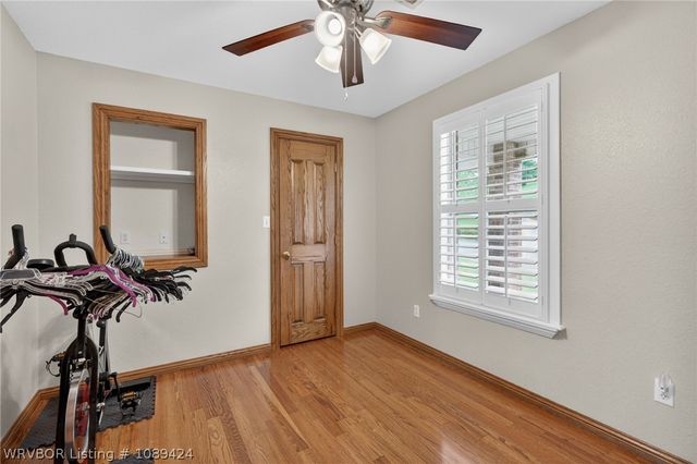 3829 Tpc Drive, Alma, AR 72921
