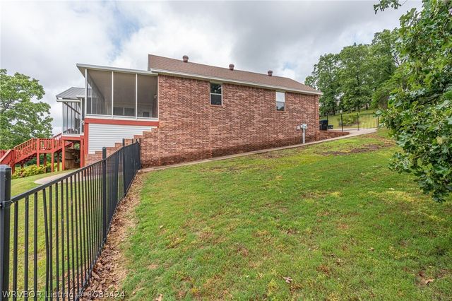3829 Tpc Drive, Alma, AR 72921