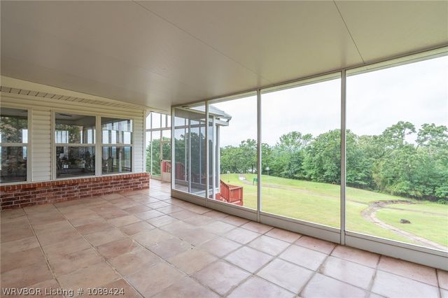 3829 Tpc Drive, Alma, AR 72921