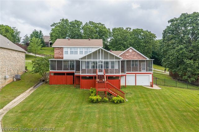 3829 Tpc Drive, Alma, AR 72921