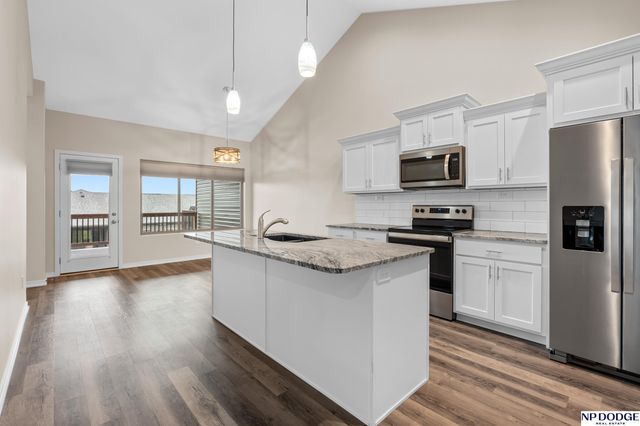 2841 Sheila Lane, Lincoln, NE 68516