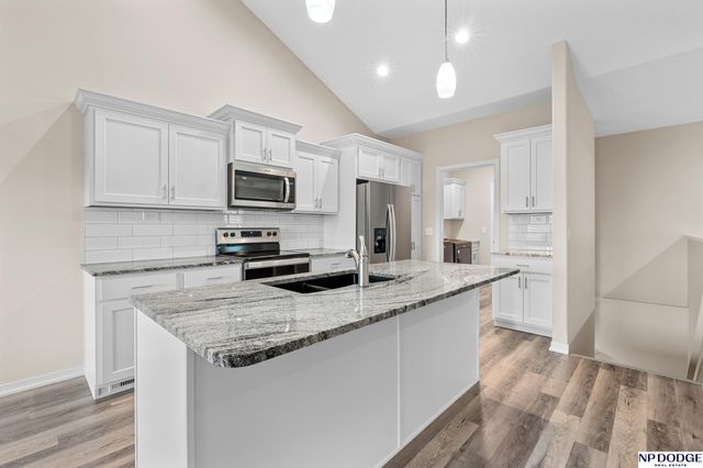 2841 Sheila Lane, Lincoln, NE 68516