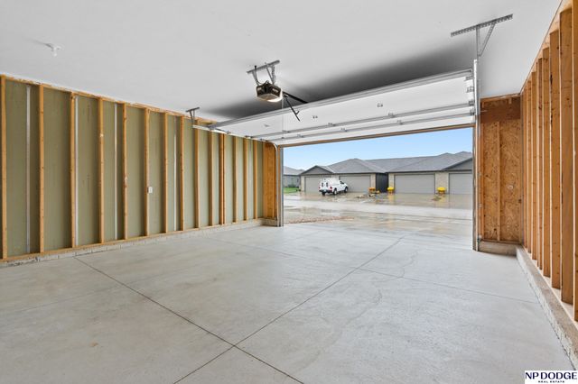 2841 Sheila Lane, Lincoln, NE 68516