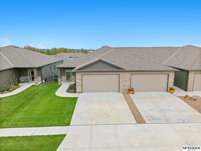 2841 Sheila Lane, Lincoln, NE 68516