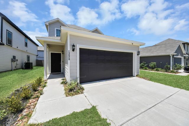 13820 Diamondback Drive, Splendora, TX 77372