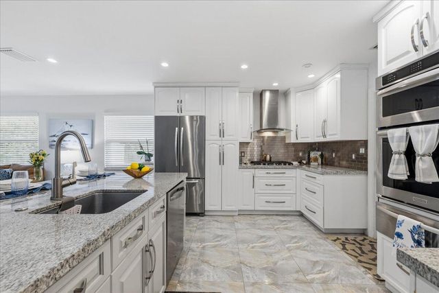 14550 SW 24th Street, Davie, FL 33325