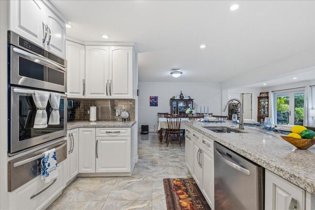 14550 SW 24th Street, Davie, FL 33325