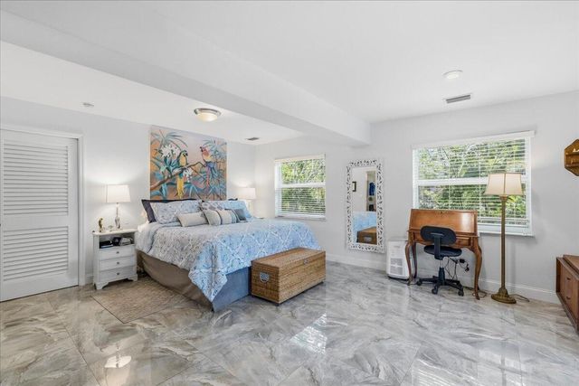 14550 SW 24th Street, Davie, FL 33325