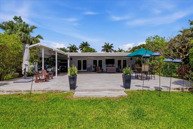 14550 SW 24th Street, Davie, FL 33325