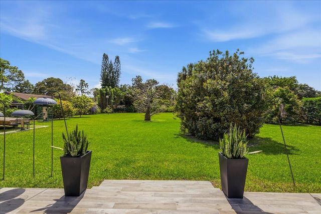 14550 SW 24th Street, Davie, FL 33325