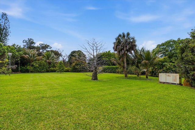 14550 SW 24th Street, Davie, FL 33325