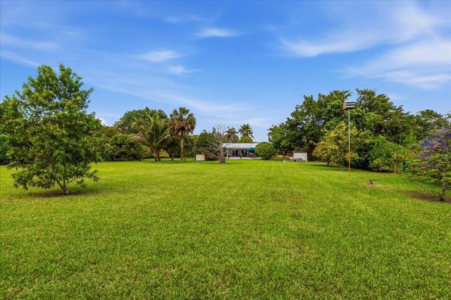 14550 SW 24th Street, Davie, FL 33325