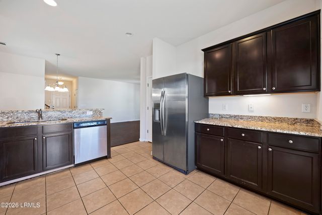10 Whitewater Way, Beaufort, SC 29906