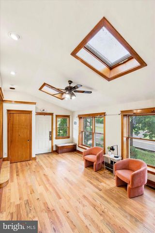 3131 BEDMINSTER RD, Ottsville, PA 18942