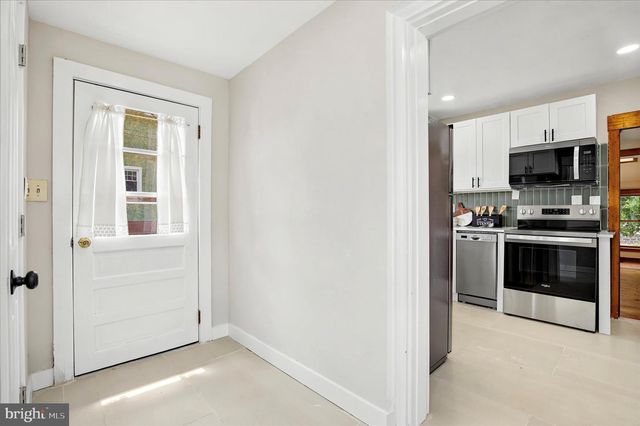 3131 BEDMINSTER RD, Ottsville, PA 18942