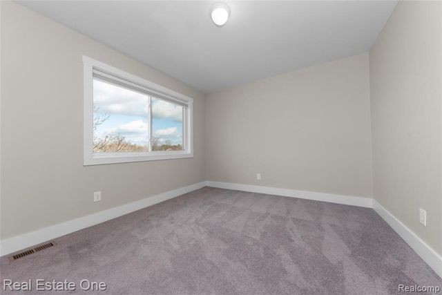 22174 Brookfield Drive, South Lyon, MI 48178