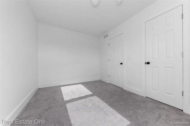 22174 Brookfield Drive, South Lyon, MI 48178