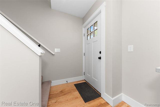 22174 Brookfield Drive, South Lyon, MI 48178