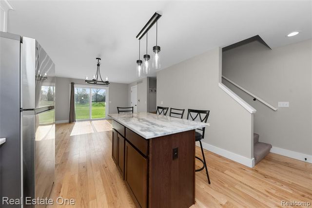 22174 Brookfield Drive, South Lyon, MI 48178