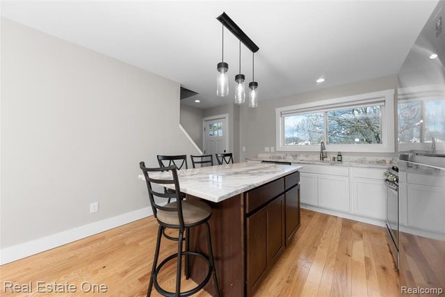 22174 Brookfield Drive, South Lyon, MI 48178