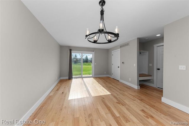 22174 Brookfield Drive, South Lyon, MI 48178