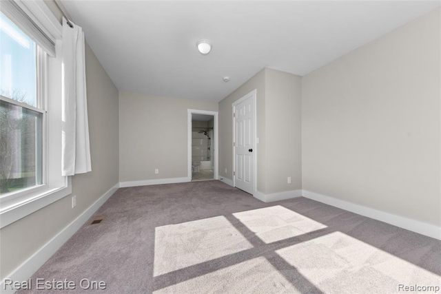 22174 Brookfield Drive, South Lyon, MI 48178