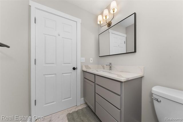 22174 Brookfield Drive, South Lyon, MI 48178