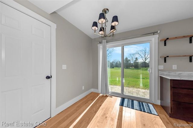 22174 Brookfield Drive, South Lyon, MI 48178