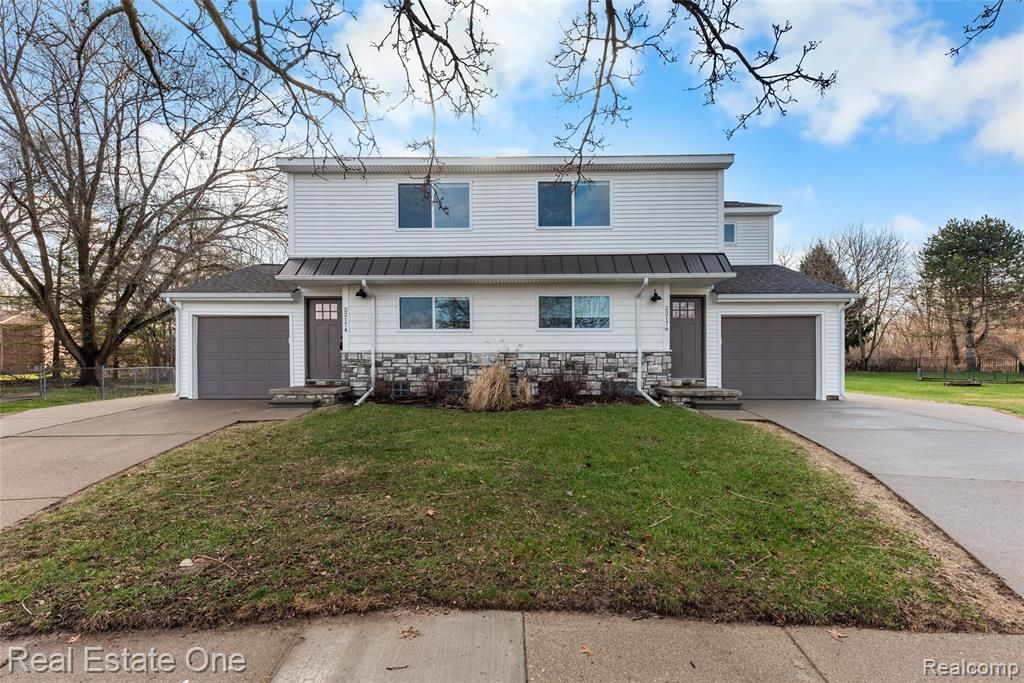 22174 Brookfield Drive, South Lyon, MI 48178