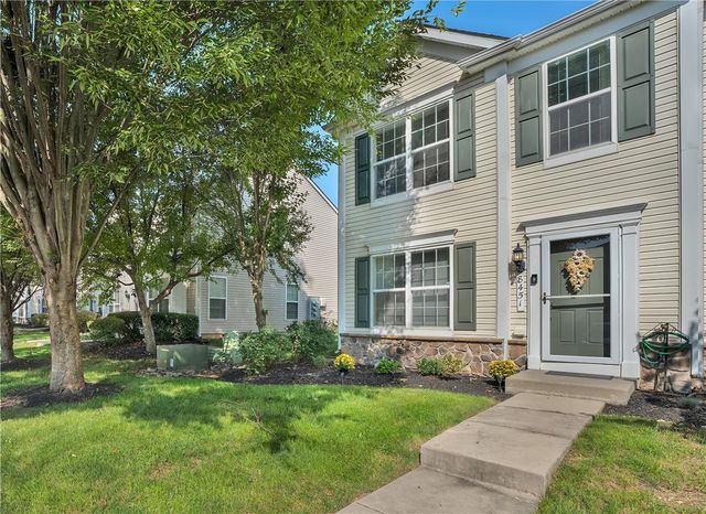 8451 Cromwell Court, Upper Macungie Twp, PA 18031