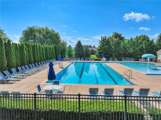 8451 Cromwell Court, Upper Macungie Twp, PA 18031