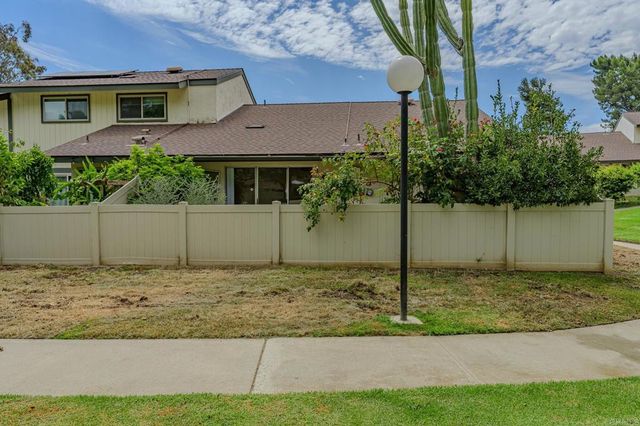 261 Parkside, Escondido, CA 92026