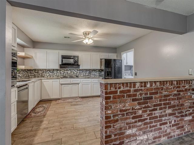 8429 Arlington Drive, Oklahoma City, OK 73132