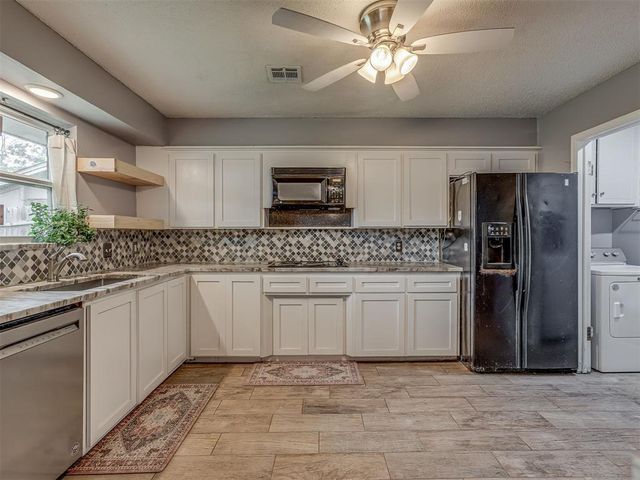 8429 Arlington Drive, Oklahoma City, OK 73132