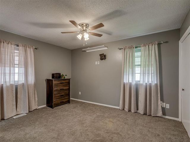 8429 Arlington Drive, Oklahoma City, OK 73132