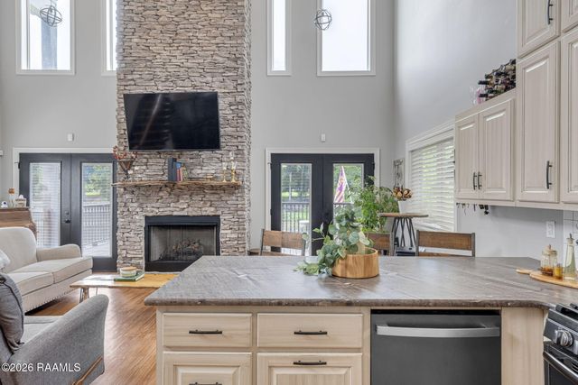 4266 Poydras Highway, Breaux Bridge, LA 70517