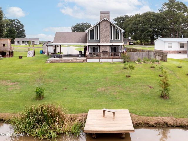 4266 Poydras Highway, Breaux Bridge, LA 70517