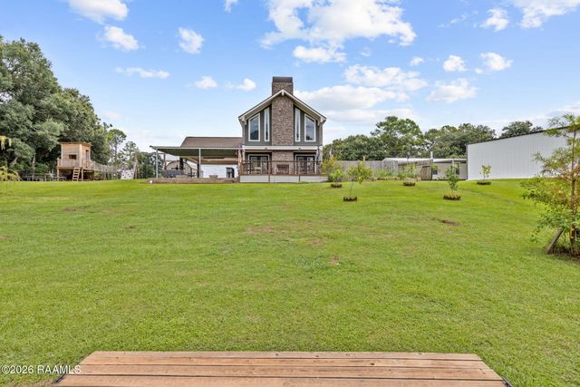4266 Poydras Highway, Breaux Bridge, LA 70517