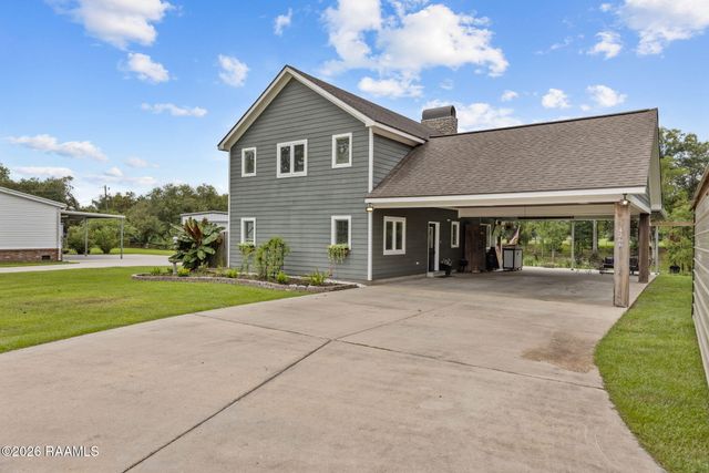 4266 Poydras Highway, Breaux Bridge, LA 70517