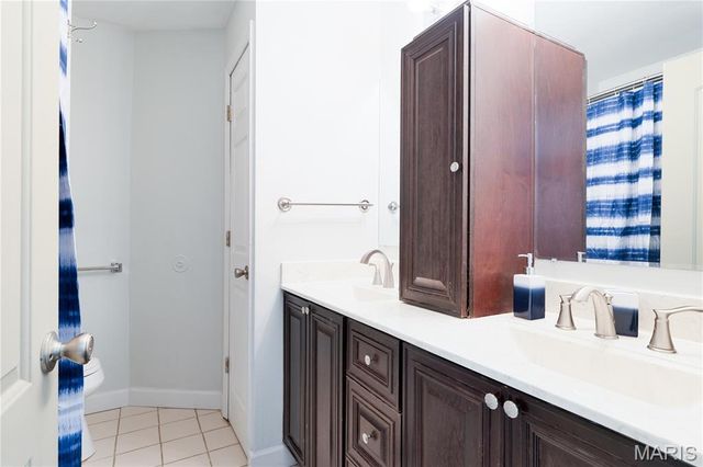 406 Cypress Creek Road, Collinsville, IL 62234