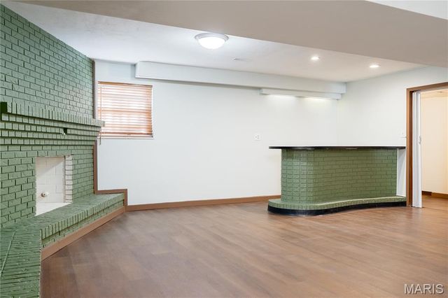 406 Cypress Creek Road, Collinsville, IL 62234