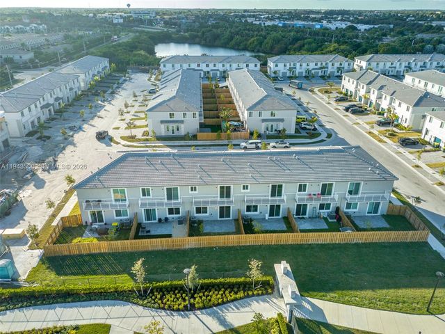 1473 SE 6th Ter, Homestead, FL 33034