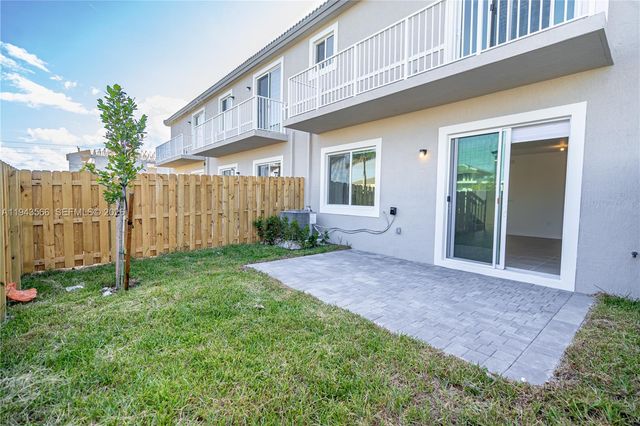 1473 SE 6th Ter, Homestead, FL 33034