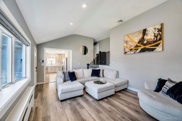 221 Cedar Court, Copiague, NY 11726