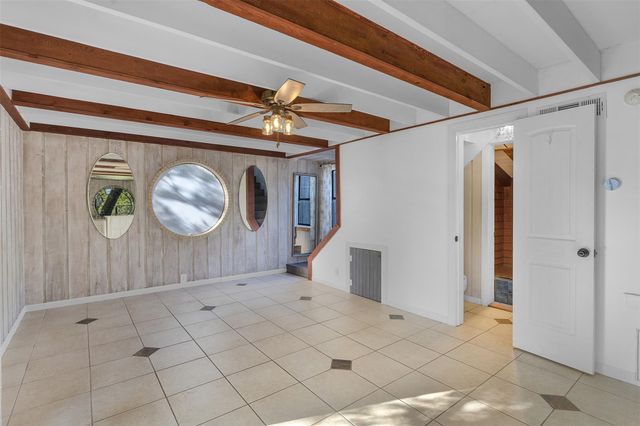118 Topspin CIR, Spicewood, TX 78669